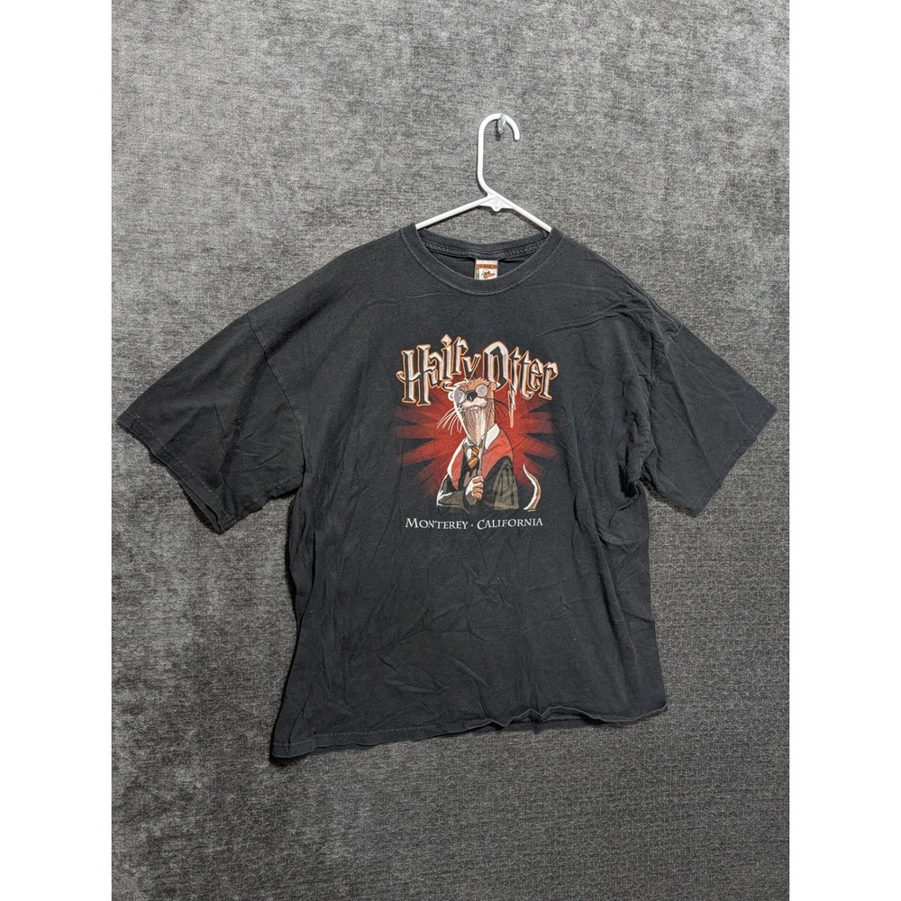The Duck Co Hairy Otter Monterey California Graphic T-Shirt Black XXL